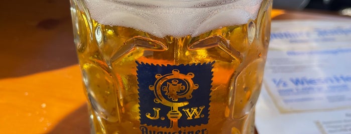 Augustiner Festhalle is one of Nancy 님이 좋아한 장소.