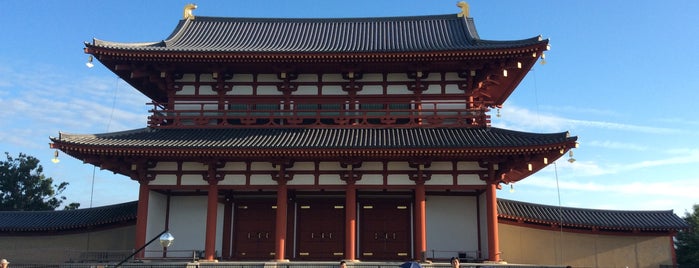 Suzakumon Gate is one of Kyoto, Nara, Hiroshima.