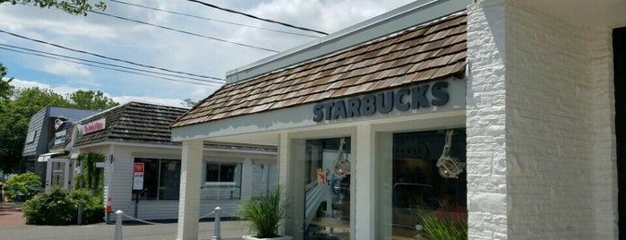 Starbucks is one of Locais curtidos por Christopher.