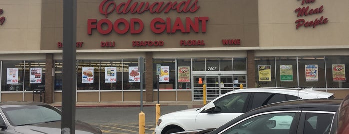 Edwards Food Giant is one of Shopping.