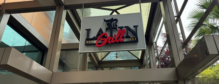 Restaurant Latin Grill is one of Santiago Restaurants.