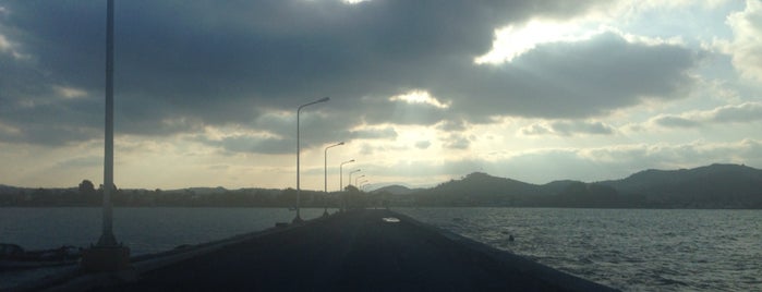 Karantina Adası is one of สถานที่ที่ Yeliz ถูกใจ.