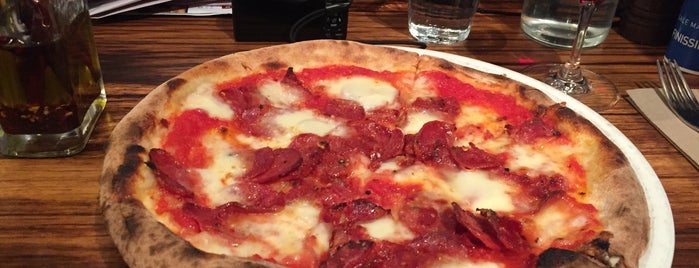 +39 Pizzeria & Degustation Bar is one of PJ 님이 좋아한 장소.