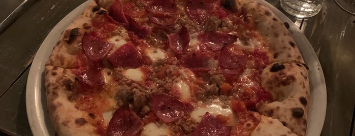 Hersh's Pizza & Drinks is one of Posti che sono piaciuti a PJ.