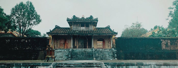 Lăng Thiệu Trị (Thieu Tri Tomb) is one of Hue Public Place I visited.