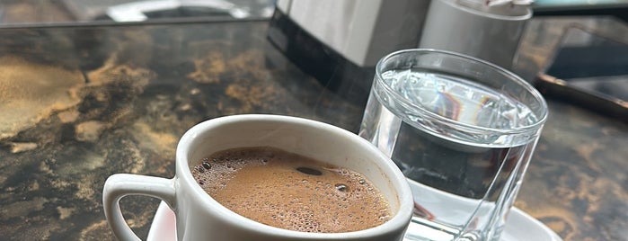 Bi Dünya Kahve is one of Gidilmeyen Mekanlar.