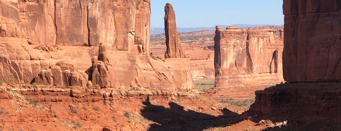 Arches National Park Outlook is one of สถานที่ที่บันทึกไว้ของ Darcy.