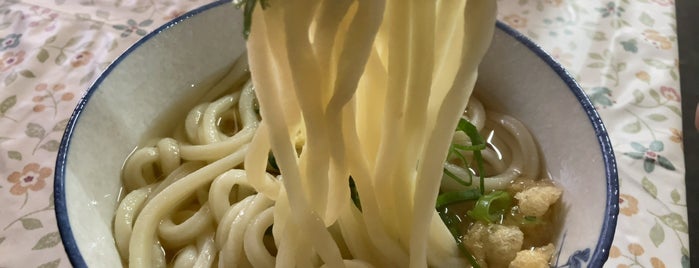 宮川製麺所 is one of めざせ全店制覇～さぬきうどん生活～　Category:Ramen or Noodle House.