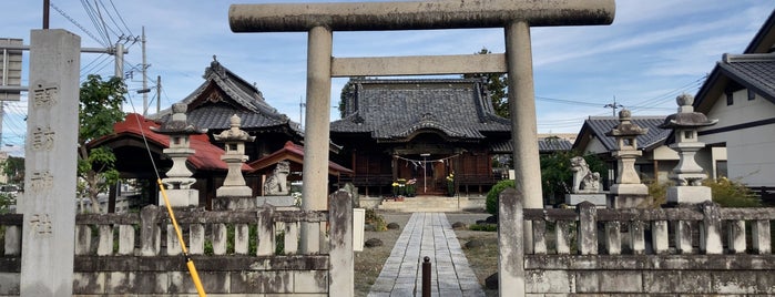 富岡諏訪神社 is one of 群馬に旅行したらココに行く！.