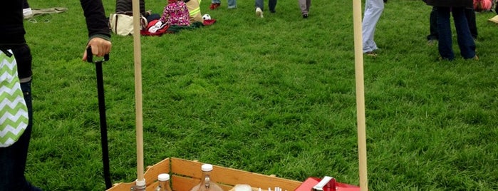 Off the Grid: Picnic in The Presidio is one of Foodd !!!.