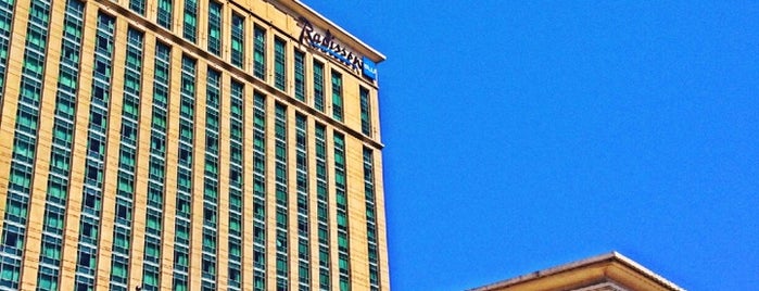 Radisson Blu Hotel Cebu is one of Hotels.