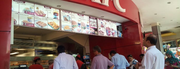 KFC is one of Orte, die Rajiv gefallen.