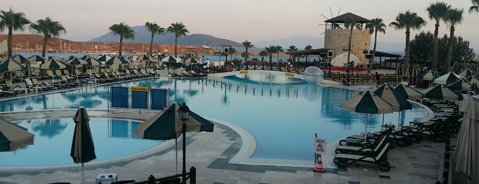 WOW Bodrum Resort is one of Make_up_milano.