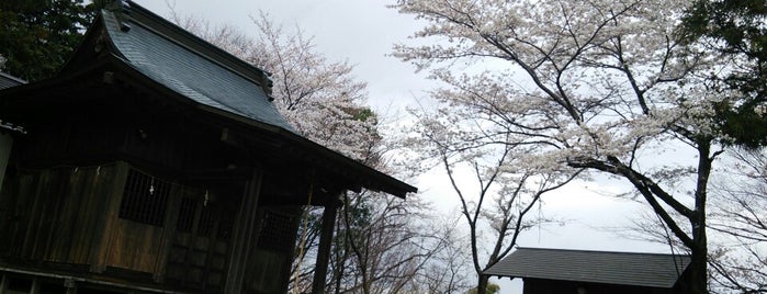 羽黒山神社 is one of 名所・旧跡・寺社仏閣.