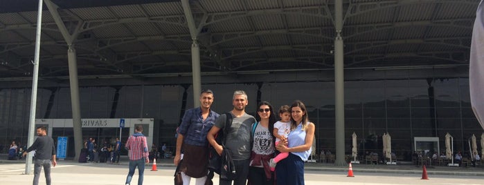 Aeroporti Ndërkombëtar i Prishtinës Adem Jashari (PRN) is one of Locais curtidos por Ahmet.