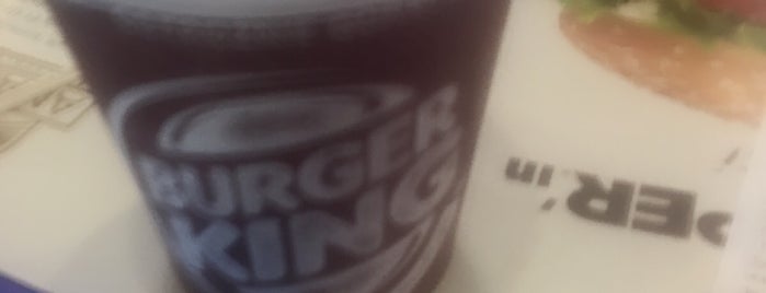 Burger King is one of Ruveyda'nın Beğendiği Mekanlar.