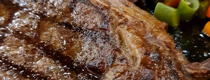 Fiesta Steak is one of Locais curtidos por Juand.