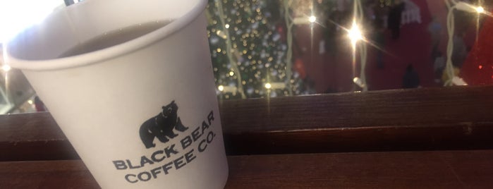 BLACKBEARCOFFEE is one of Mehmetさんのお気に入りスポット.
