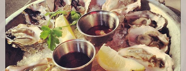 happy hour oysters