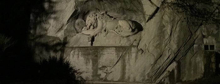 Löwendenkmal | Lion Monument is one of Locais curtidos por Francis.