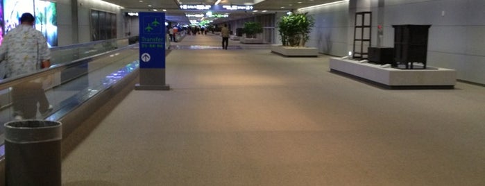 ท่าอากาศยานนานาชาติอินช็อน (ICN) is one of Foursquare City Int'l Airport.