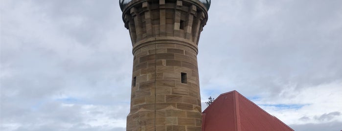 Barrenjoey Lighthouse is one of AU.