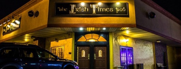 Irish Times Pub is one of Locais curtidos por Jon.