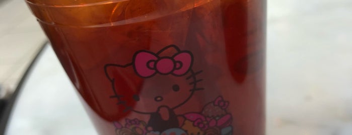 Hello Kitty Cafe is one of Thelma : понравившиеся места.