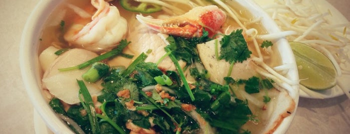 Ɖà-Lạt Cafe Restaurant is one of Foodies List.