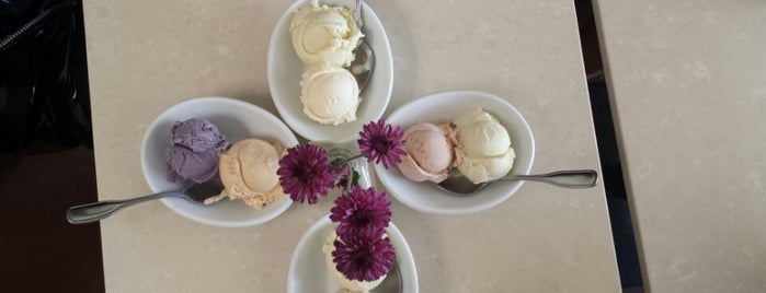 Neveux Artisan Creamery & Espresso Bar is one of Cali Food Places to Try.