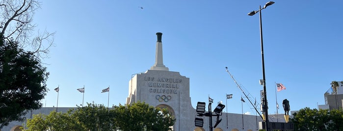Los Angeles Memorial Coliseum is one of go📅🔛✔️.