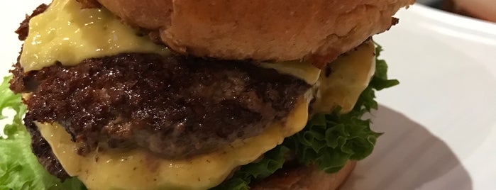 Burger Lounge is one of Burgers to Try.