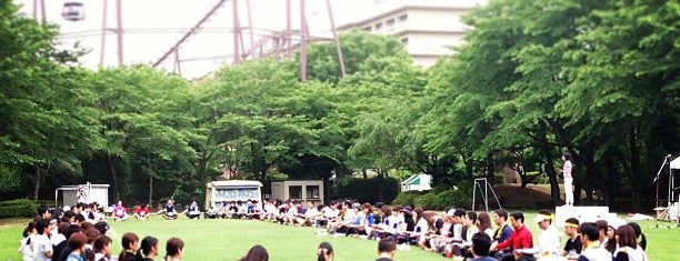 聖地公園 is one of Tempat yang Disukai Emrah.