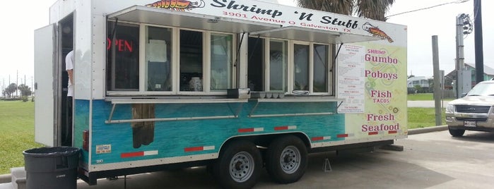 Shrimp N Stuff Food Truck is one of สถานที่ที่ Andrew ถูกใจ.