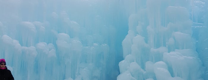 Ice Castles is one of Zoeさんのお気に入りスポット.
