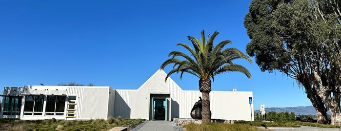 The Donum Estate is one of Carneros Wineries.