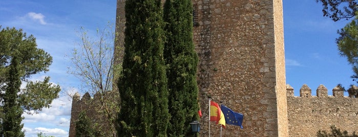 Hotel Parador de Alarcón is one of Tempat yang Disukai Jerome.