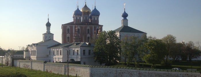 Кремлёвский вал is one of С глазами.