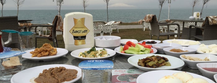 Van-Kocaeli Dostluk Parkı is one of Sebahattin'in Beğendiği Mekanlar.