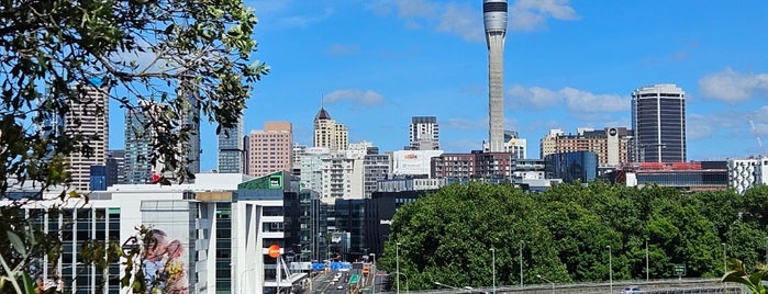 Jacobs Ladder is one of Auckland.
