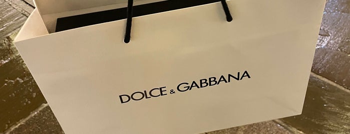 Dolce & Gabbana is one of Diamond's Shoes Stores ♥.