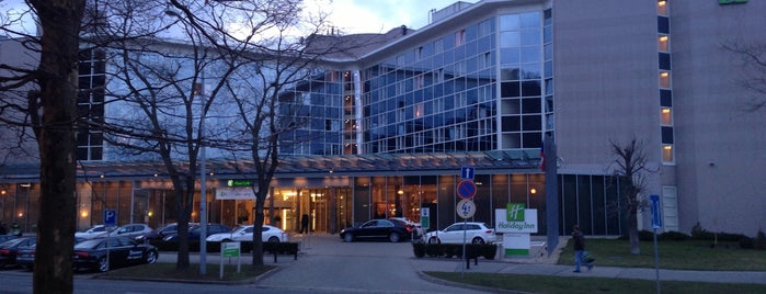 Holiday Inn Brno is one of BRNO Silvester 2013/2014.