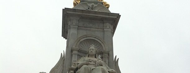 Queen Victoria Memorial is one of London, UK.