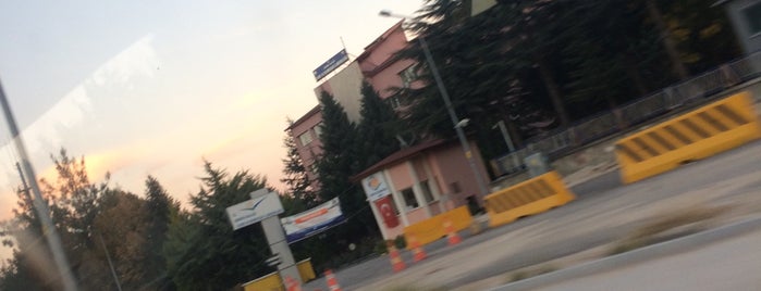 Migros Kavşağı is one of Lieux qui ont plu à MeSuT.