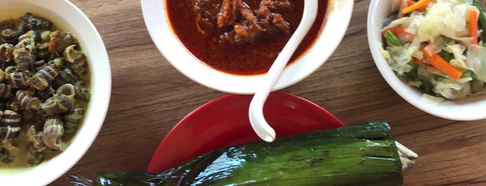 Asam Pedas Melaka Sajian Kampung is one of Foods Galore.