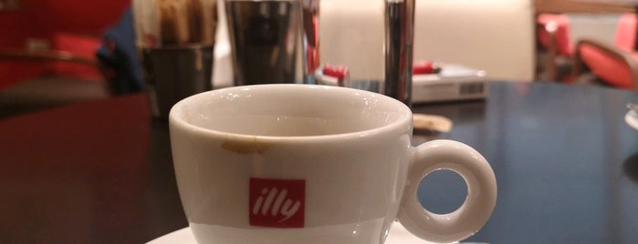 Espressamente by illy is one of Coffee House.
