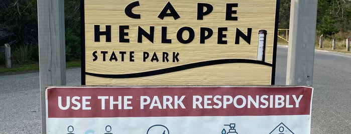 cape henlopen state park wolfe neck entrance is one of Lugares favoritos de Lizzie.
