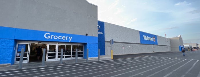 Walmart Supercenter is one of Nasty Tips Left By Ignoramus Snobs.