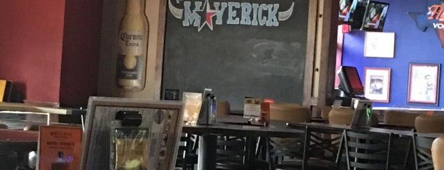 The Maverick Bar is one of Lieux qui ont plu à Russ.