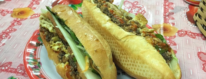 Madam Khánh - The Bánh Mì Queen is one of Asie 2016.